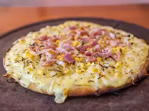 Pizza grande fugazzeta c jamon
