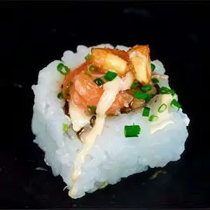 Sake Tartar / 5 Piezas