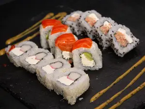 Seleccion Sushiman 12 Piezas