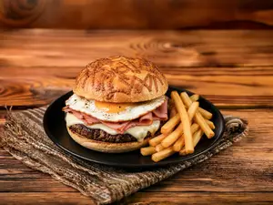 South Burger con papas fritas