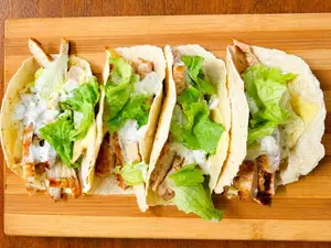 Taco de pollo box 4 unidades