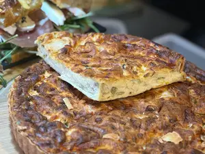 Tarta de pollo y verdeo