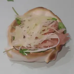 24- jamon crudo y rucula