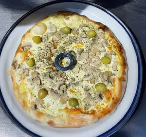 Muzzarella y champignones