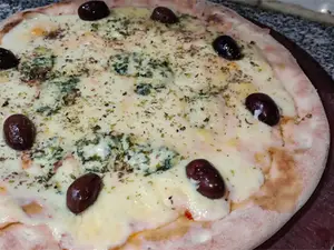 Muzzarella y roquefort