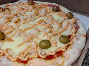 Pizza muzzarella y palmitos