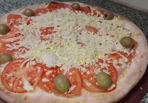 Pizza napo, jamon y huevo