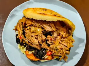Arepa de pabellon