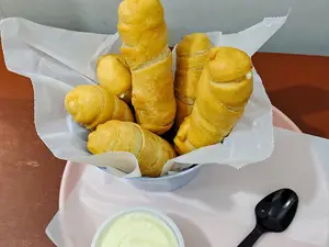 Tequeños De Queso X6 Unds