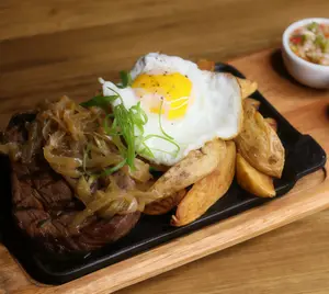 Ojo de bife a caballo