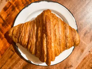 Croissant prensado con jyq