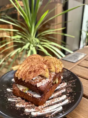 French toast manzana y canela