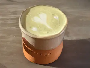 Latte pistacho