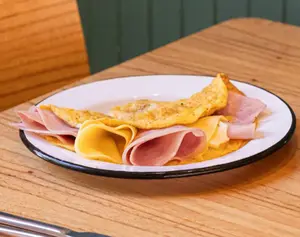 Omelette Jamón & Queso