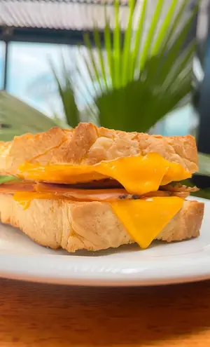 Pan de campo lomito y cheddar