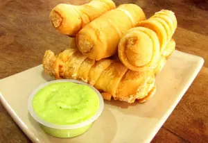 Tequeños de queso (6 unidades)