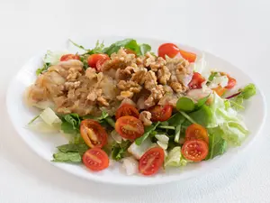 Ensalada De Queso De Cabra
