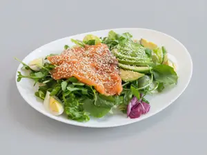 Ensalada De Salmón