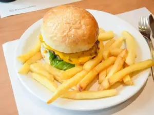 Delva Burger