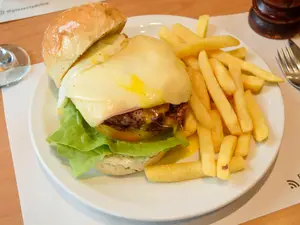 Hamburguesa Completa