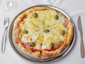 Pizza cuatro quesos