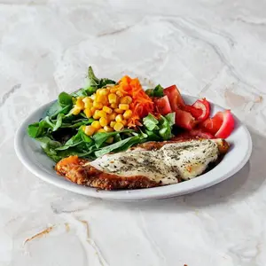 Milanesa napo con guarnición