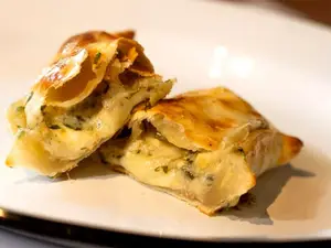 Cebolla Y Tres Quesos