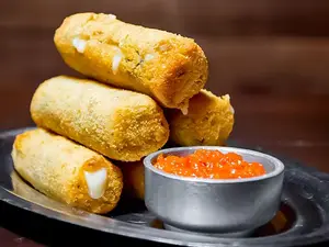 Bastones de muzza