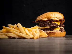 333 SIMPLE CON PAPAS