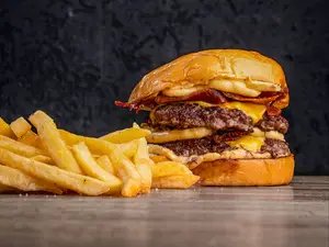 333 TRIPLE CON PAPAS