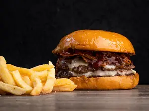 SMOKE DOBLE CON PAPAS