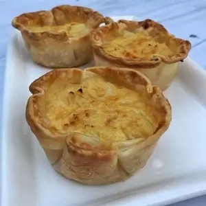 Canastita de pera, roquefort y nuez