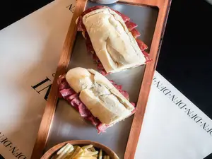 Sándwich Milán