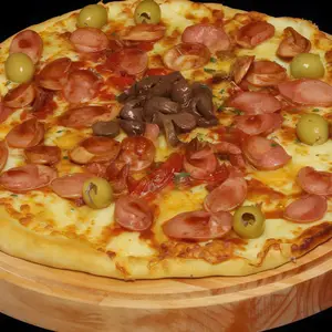 Pizza con salchicha