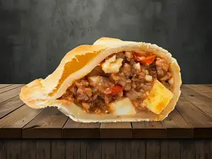 Empanada De Carne Picante