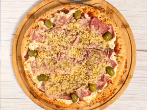 Muzza, jamón y provolone