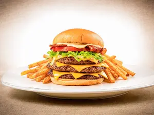 Big bacon burger triple +papas