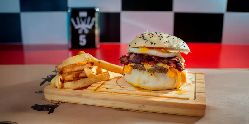 Don Elvis Diner