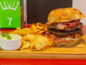 Hamburguesa jerry lee lewis