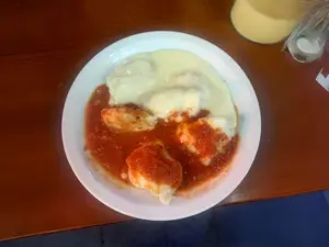 Agñolotis ryj con mixta