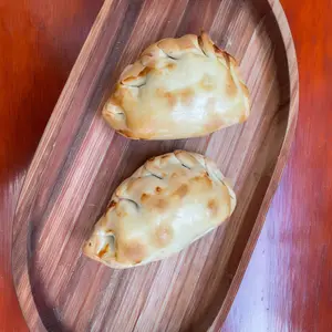 Empanadas jamón y queso