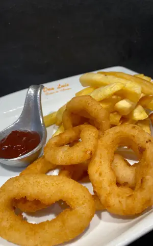 Aros De Cebolla + Papas Fritas