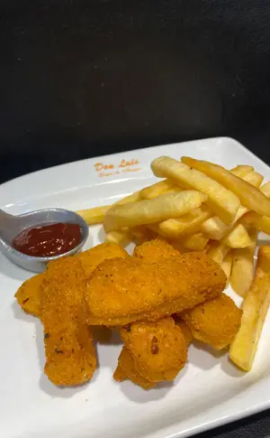 Bastoncitos de muzza + papas