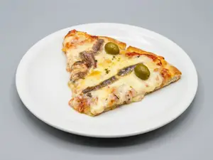 Pizza mozzarella y anchoas
