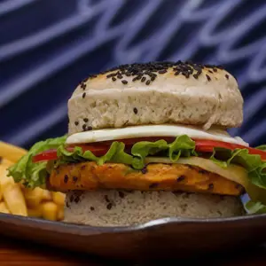 Vegetariana burger + Papas