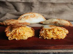 Empanada de pollo a la mostaza