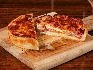 Mini tarta jamón queso tom