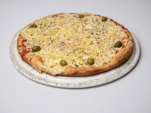 Pizza con provolone