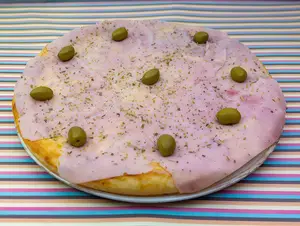 Pizza con jamón