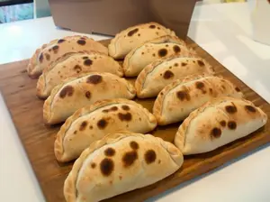 Empanada carne picante por 12 unidades